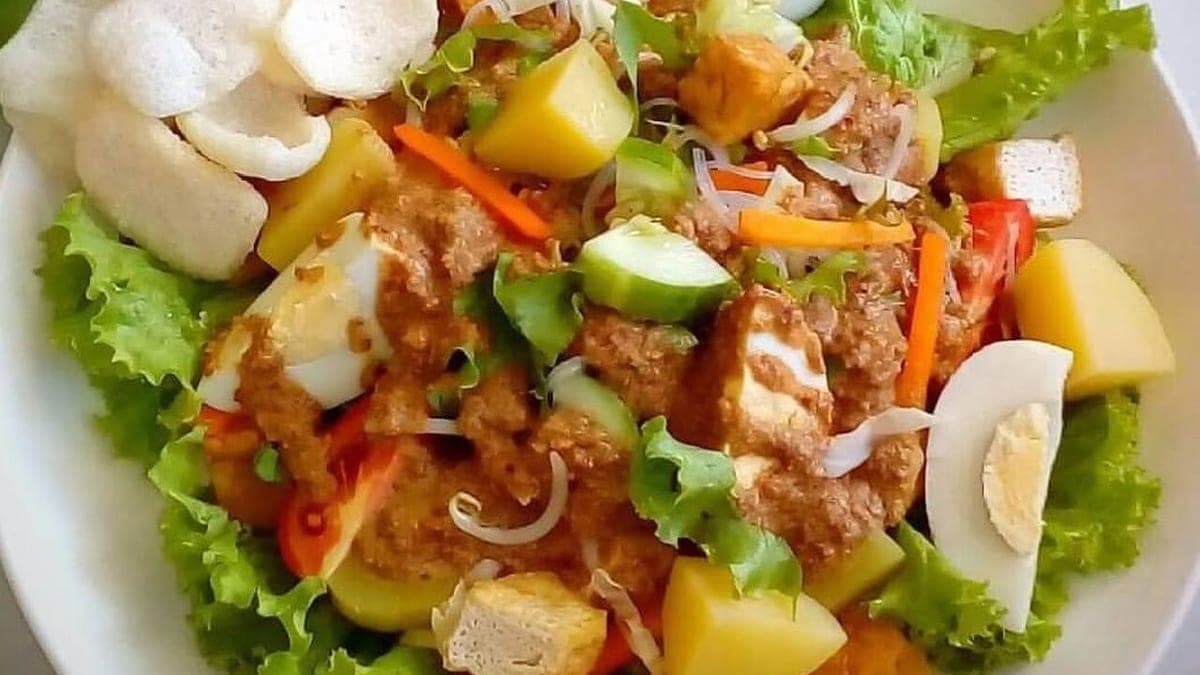 Ilustrasi artikel Makanan Sehat untuk Ibu Hamil: Panduan Gizi per Trimester