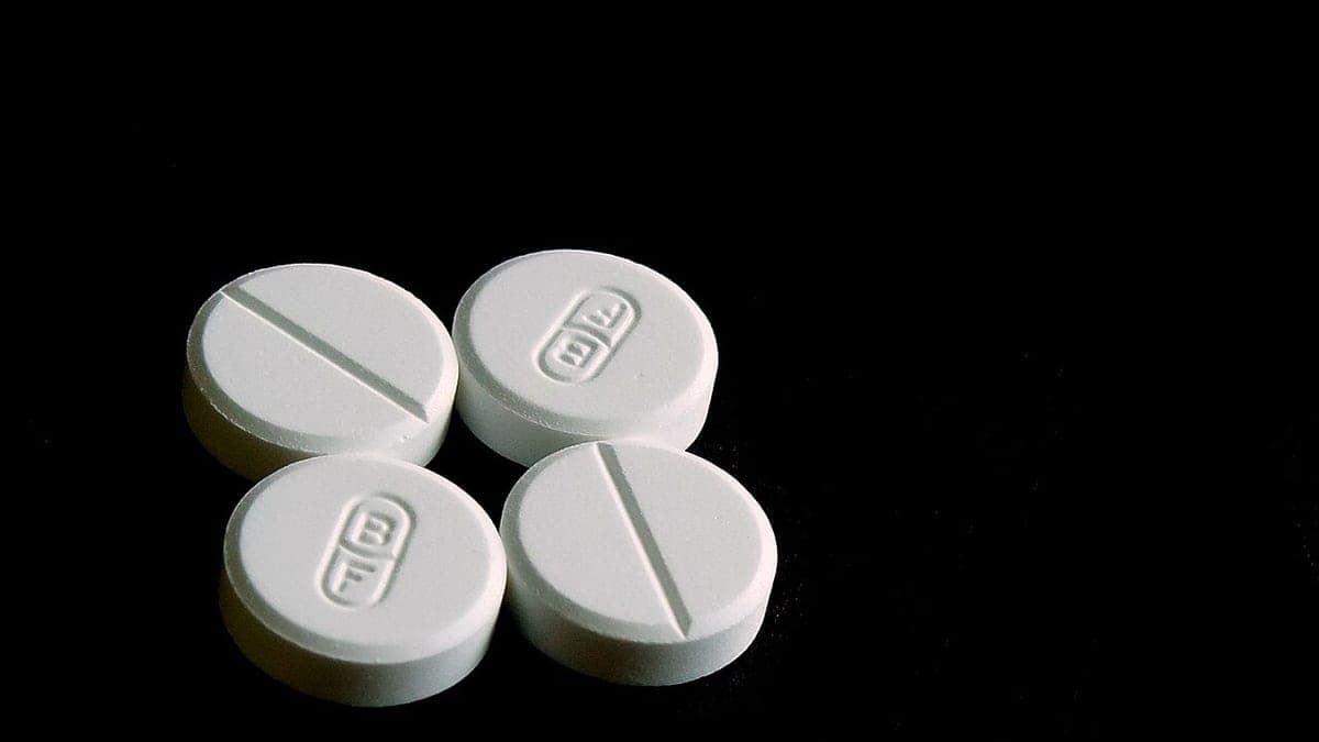 Ilustrasi artikel Paracetamol untuk Ibu Hamil: Aman atau Tidak?