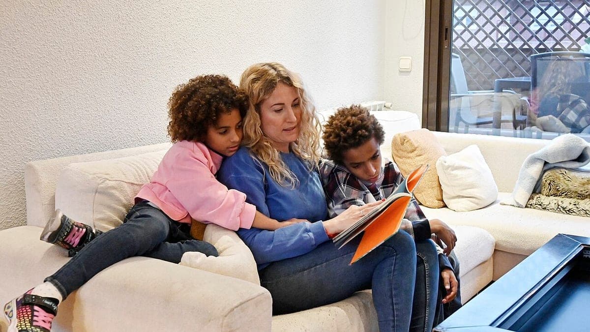 Ilustrasi artikel Parenting Adalah: 4 Gaya Pola Asuh dan Penerapan per Usia